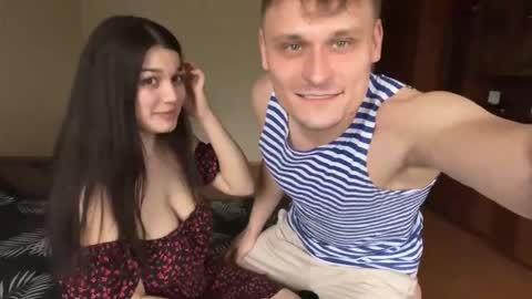 Snapshot of linamurrrr chatting on 11-03-25, 07:09 Nicolas and Lina online show from 11-03-25, 07:09