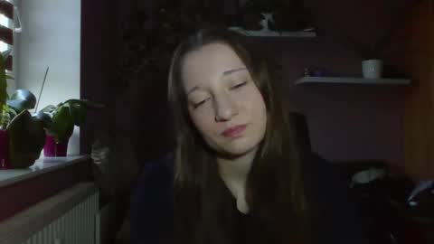 Snapshot of lindaamore chatting on 09-23-25, 06:27 LindaAmore online show from 09-23-25, 06:27