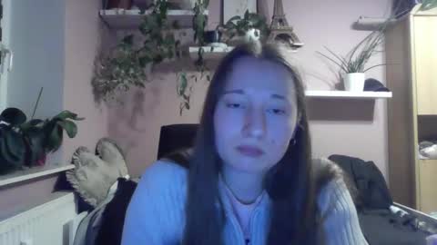 Snapshot of lindaamore chatting on 10-14-25, 08:20 LindaAmore online show from 10-14-25, 08:20