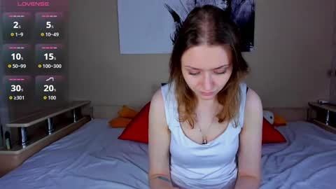 Snapshot of lindaeva chatting on 10-01-25, 10:43 Linda online show from 10-01-25, 10:43