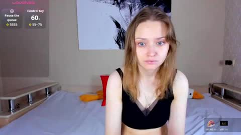 Snapshot of lindaeva chatting on 10-05-25, 02:10 Linda online show from 10-05-25, 02:10
