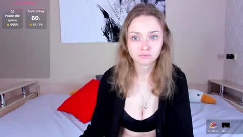 Snapshot of lindaeva chatting on 10-14-25, 06:25 Linda online show from 10-14-25, 06:25