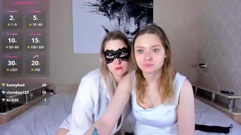 Snapshot of lindaeva chatting on 11-05-25, 02:22 Linda online show from 11-05-25, 02:22