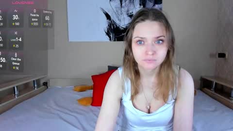 Snapshot of lindaeva chatting on 11-10-25, 01:04 Linda online show from 11-10-25, 01:04