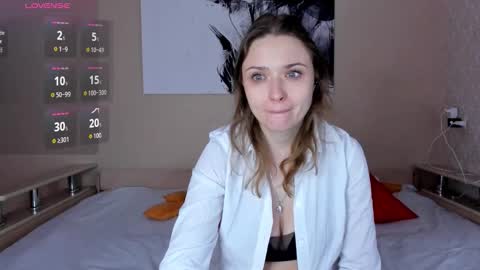 Snapshot of lindaeva chatting on 11-13-25, 05:17 Linda online show from 11-13-25, 05:17