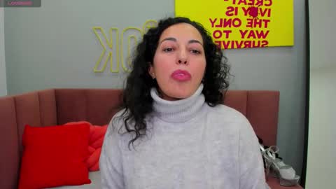 Linda online show from 11-07-25, 01:38