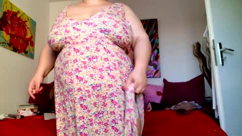 Linda online show from 01-17-25, 01:35