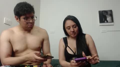 Lindsay N Maik online show from 11-20-25, 10:42