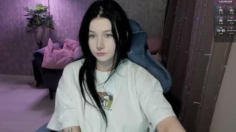 Snapshot of line_green chatting on 01-10-26, 05:53 Lina online show from 01-10-26, 05:53