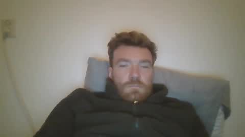 linguistixx333 online show from 01-12-26, 03:28