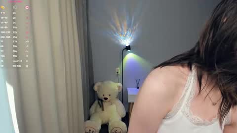 Lina online show from 09-14-25, 08:13