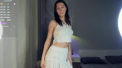 Lina online show from 10-05-25, 07:07
