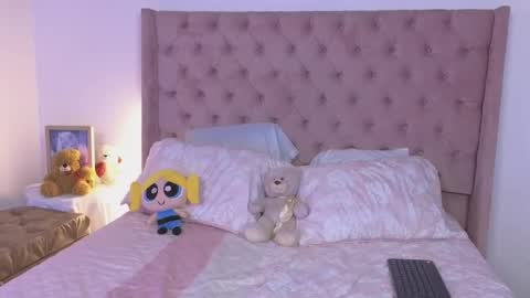 Luciana online show from 10-16-25, 08:43