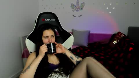 Snapshot of linphea chatting on 01-18-26, 06:23 Tina online show from 01-18-26, 06:23