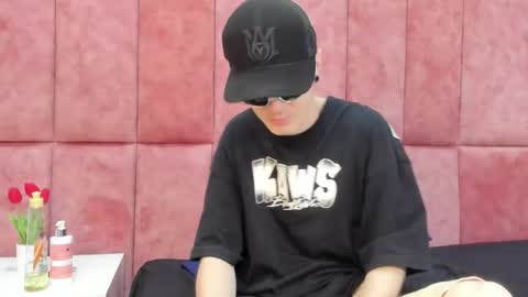 Lio online show from 03-01-26, 04:25