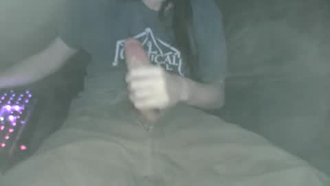 Snapshot of liocious98 chatting on 01-19-25, 02:04 liocious98 online show from 01-19-25, 02:04