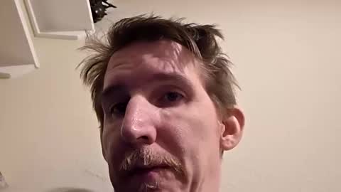 Snapshot of liocious98 chatting on 10-18-25, 09:21 liocious98 online show from 10-18-25, 09:21