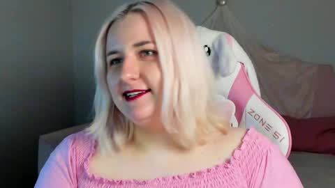 LioraArdyn online show from 03-19-26, 05:22