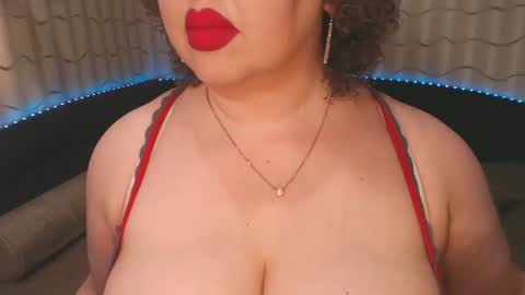 LIpsAddiction online show from 01-10-25, 02:45