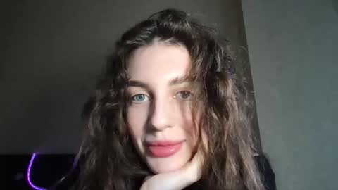 Snapshot of lipsylolly chatting on 02-18-26, 12:01 lipsylolly online show from 02-18-26, 12:01