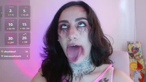 Snapshot of lisa_avila_ chatting on 10-24-25, 09:33 Lisa online show from 10-24-25, 09:33