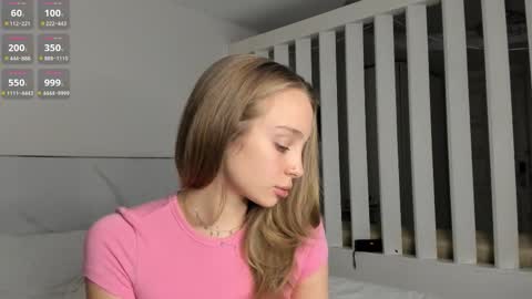 Lisa online show from 11-16-25, 04:01