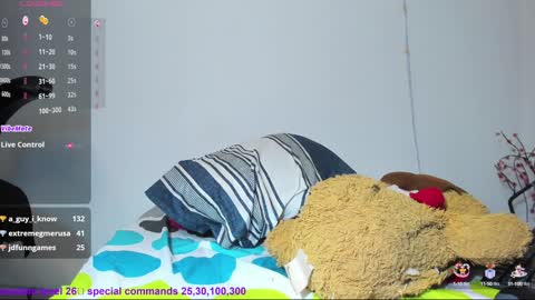 Lisa online show from 01-04-25, 07:24