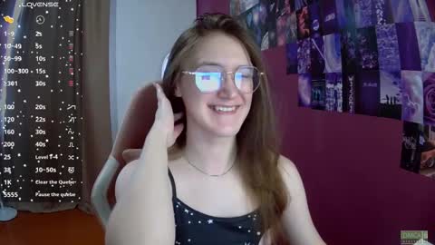 Lisa online show from 10-05-25, 06:56