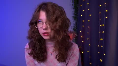 Snapshot of lisa_roses chatting on 10-03-25, 10:18 Lisa online show from 10-03-25, 10:18