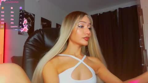 Lisa online show from 12-14-25, 02:00