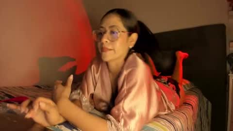 Lisa Thompson online show from 10-10-25, 03:05