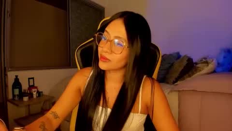 Lisa Thompson online show from 11-08-25, 02:34