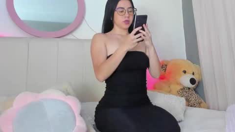 Snapshot of lisaa_a chatting on 02-02-25, 12:19 Lisa online show from 02-02-25, 12:19
