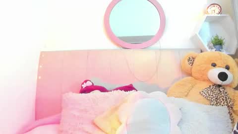 Lisa online show from 02-13-26, 08:05