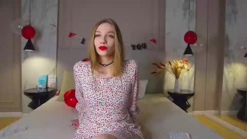 Lisa online show from 02-15-26, 07:38