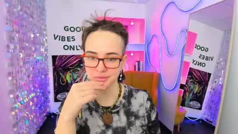 Lisa online show from 03-16-26, 05:55