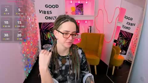 Lisa online show from 03-25-26, 05:46