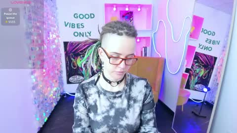 Lisa online show from 04-02-26, 05:27