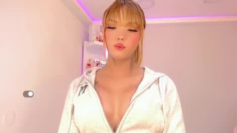 Snapshot of lisahadidd chatting on 02-12-25, 05:26 lisahadidd online show from 02-12-25, 05:26