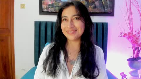 LisaHadwiin online show from 01-18-25, 06:10