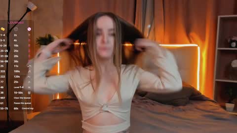 Hello our names are Kate and Alice this is our first day here. online show from 12-30-24, 01:37