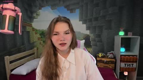 Snapshot of lisaporters chatting on 02-16-25, 10:10 Lisa online show from 02-16-25, 10:10