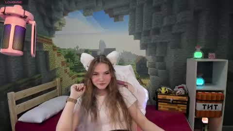 Snapshot of lisaporters chatting on 02-17-25, 01:15 Lisa online show from 02-17-25, 01:15