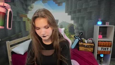 Snapshot of lisaporters chatting on 02-22-25, 08:53 Lisa online show from 02-22-25, 08:53