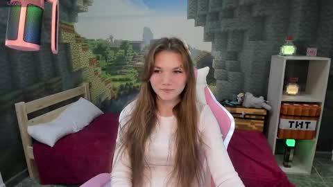 Snapshot of lisaporters chatting on 02-23-25, 11:36 Lisa online show from 02-23-25, 11:36