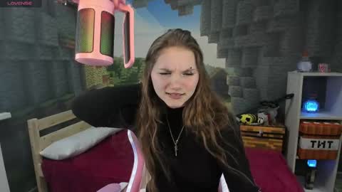 Snapshot of lisaporters chatting on 03-05-25, 08:21 Lisa online show from 03-05-25, 08:21