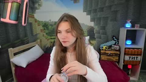 Snapshot of lisaporters chatting on 03-10-25, 12:18 Lisa online show from 03-10-25, 12:18