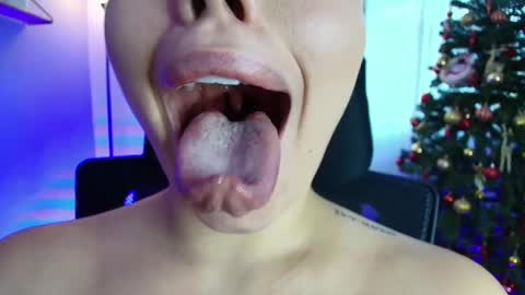 Snapshot of lisbet_21x chatting on 01-11-25, 10:07 Lisbet online show from 01-11-25, 10:07
