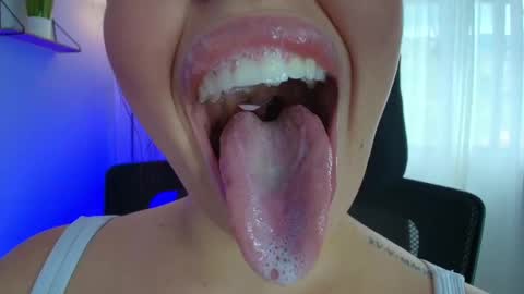 Snapshot of lisbet_21x chatting on 02-18-25, 06:47 Lisbet online show from 02-18-25, 06:47