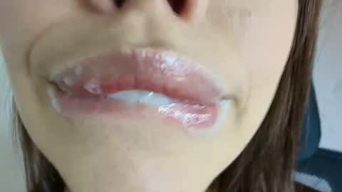 Snapshot of lisbet_21x chatting on 10-22-25, 09:58 Lisbet online show from 10-22-25, 09:58